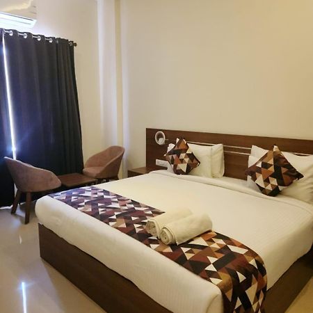 Le Sanara Residency Hotel Thanniyam Exterior foto