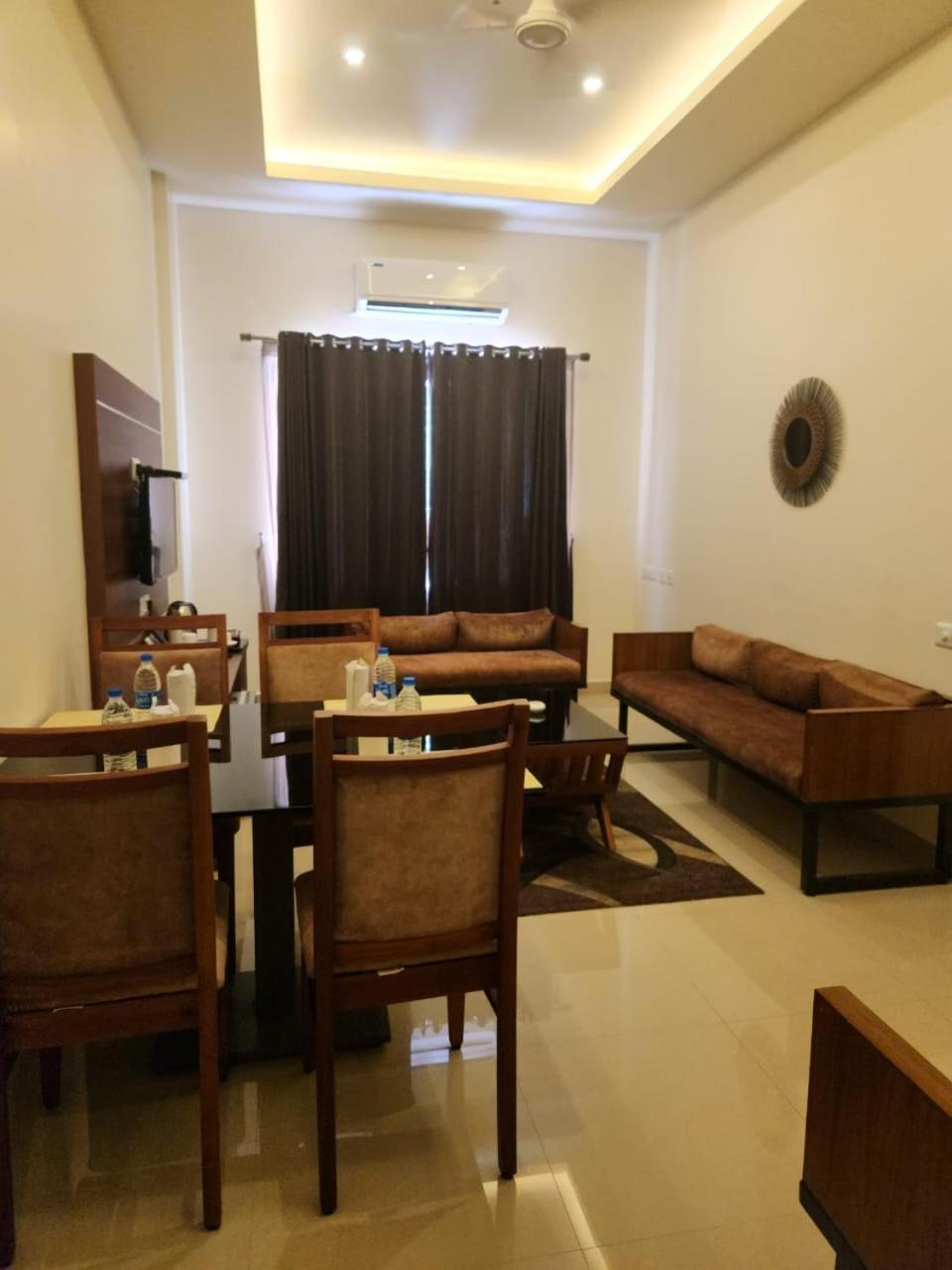 Le Sanara Residency Hotel Thanniyam Exterior foto